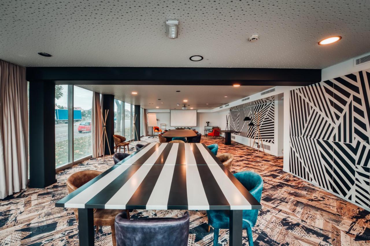 Cowool Cergy Apart otel Dış mekan fotoğraf